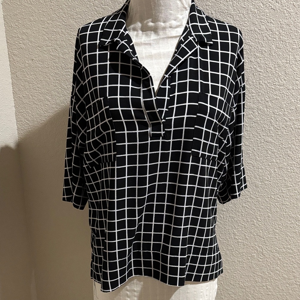 Bobeau Black and White Checkered Button Down Shirt